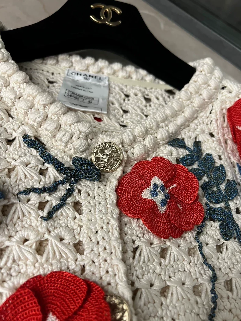 Chanel vintage hand-crocheted cardigan - Image 3