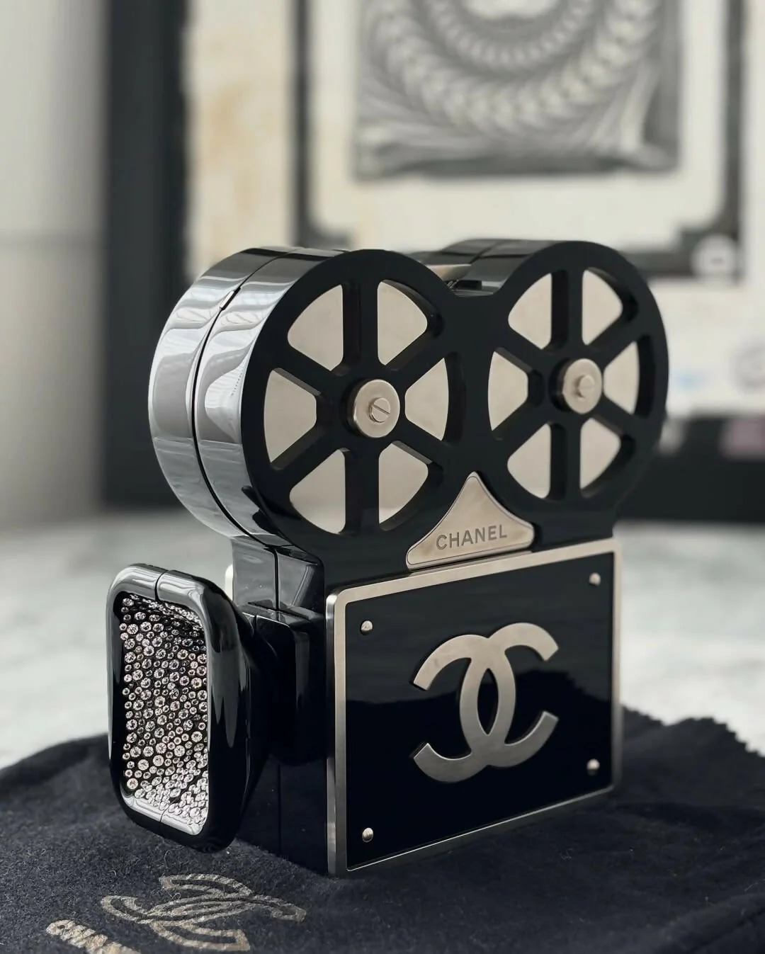 Chanel Film Projector Minaudière, Métiers d’Art “Paris in Rome” 2016 collection - Image 2