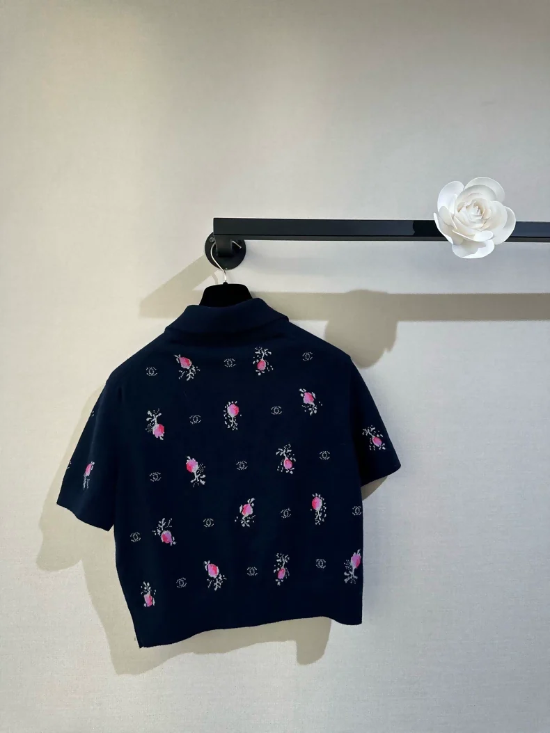 Chanel 22K floral print knit top - Image 3