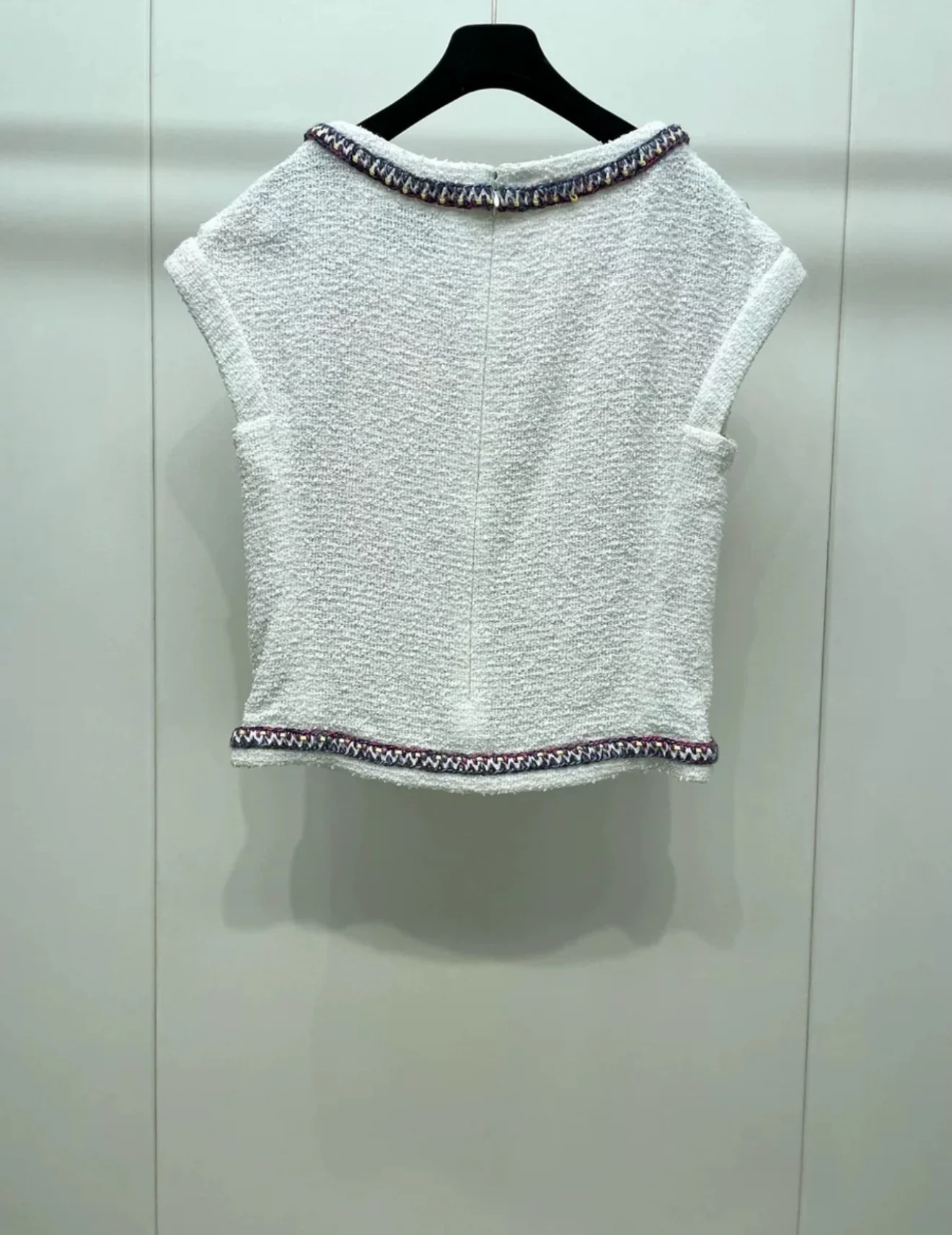 Chanel flower top - Image 2