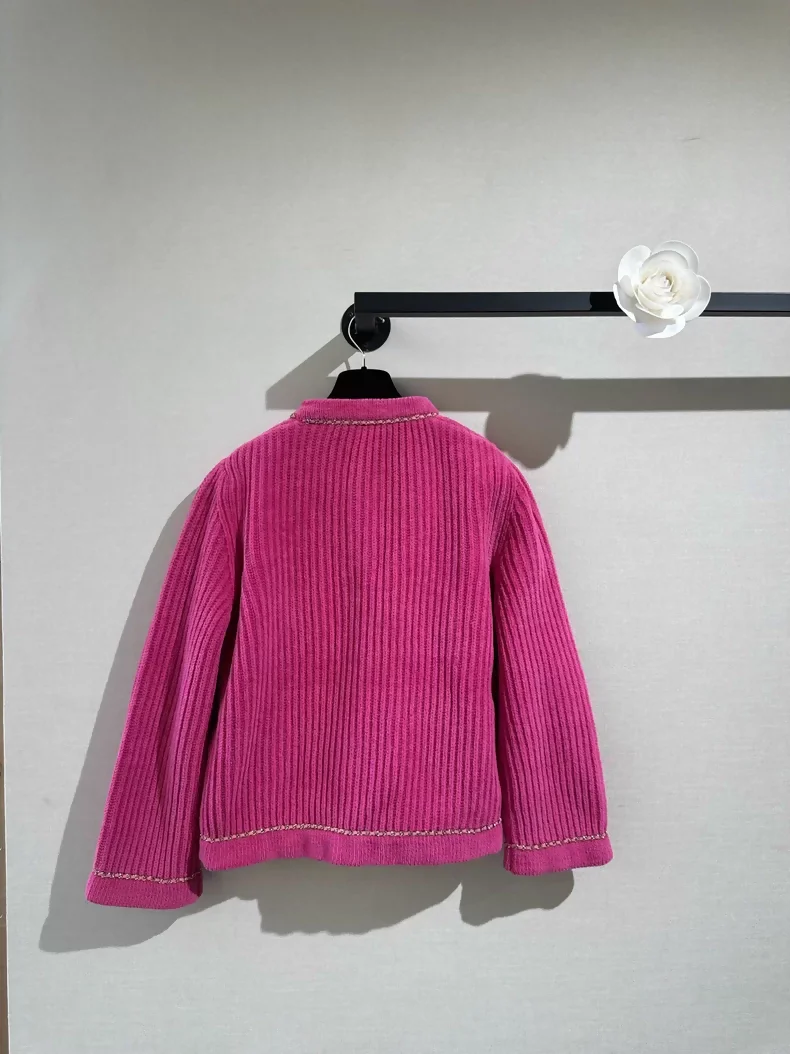 Chanel 22b fuchsia chain cardigan - Image 3