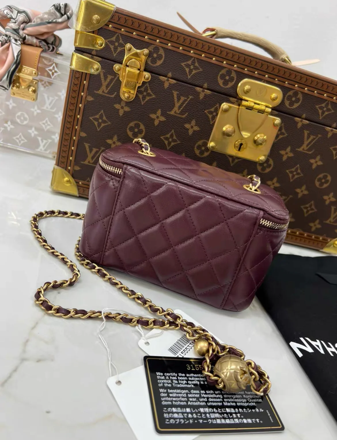 Chanel gold ball mini case chain bag in burgundy - Image 5