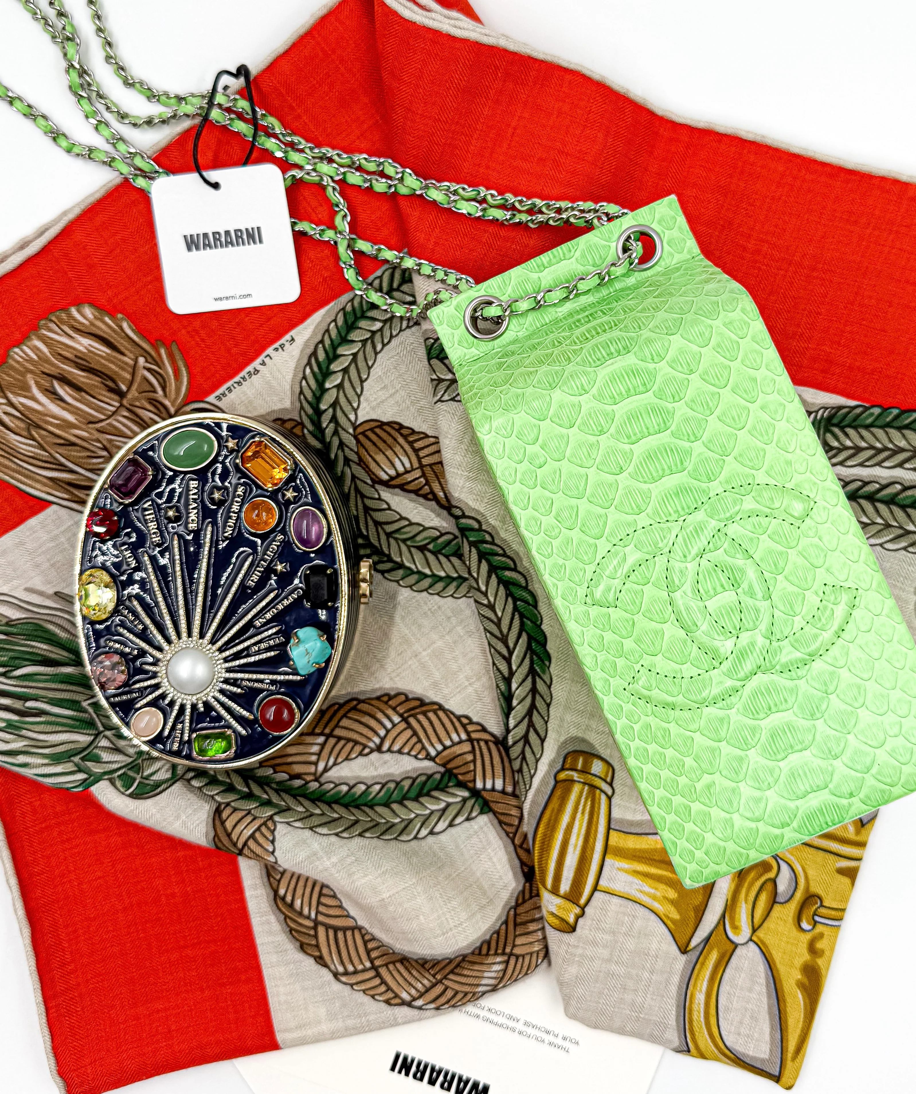 Chanel Green Python “Lait de Coco” Milk Carton Minaudière – Fall/Winter 2014 Supermarket Collection - Image 11