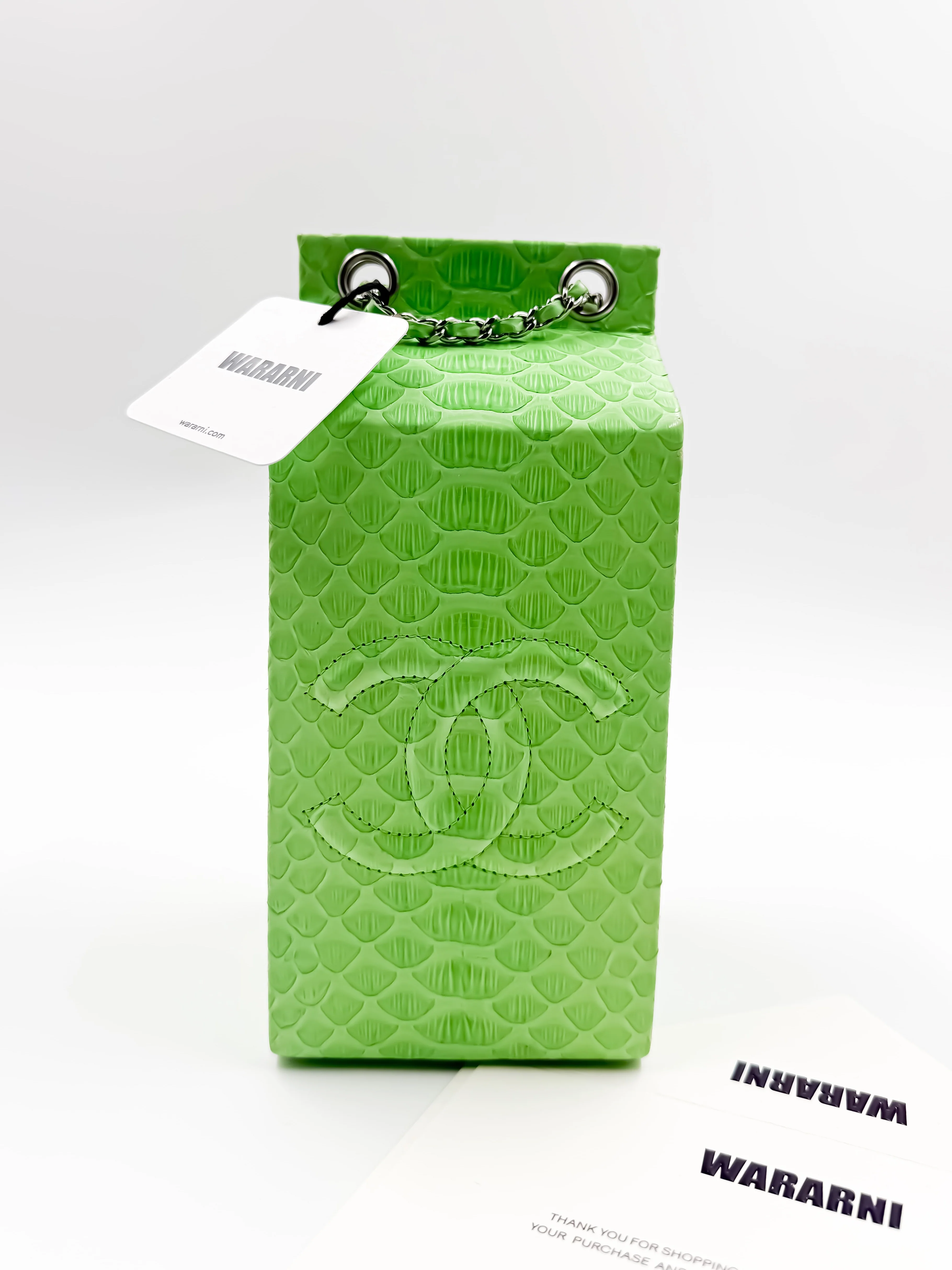 Chanel Green Python “Lait de Coco” Milk Carton Minaudière – Fall/Winter 2014 Supermarket Collection - Image 3