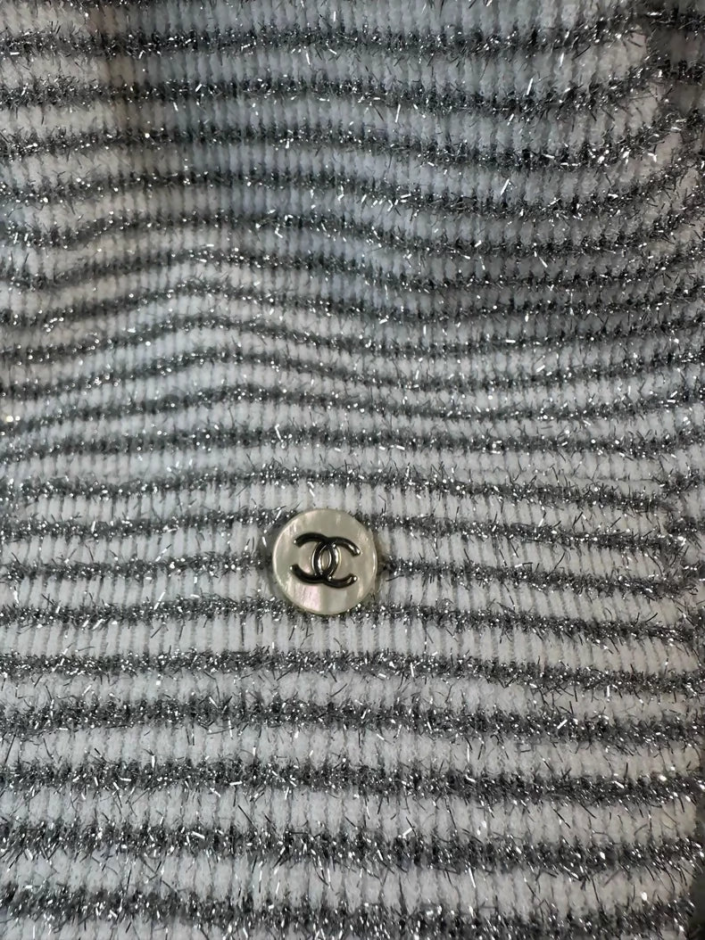 Chanel 24M grey/white striped cardigan - Image 2