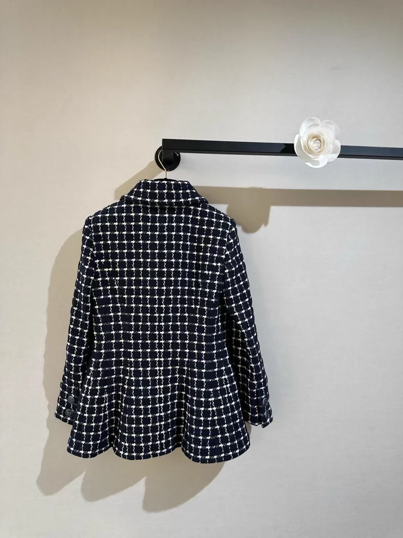 Chanel 18A black Check Coat - Image 3
