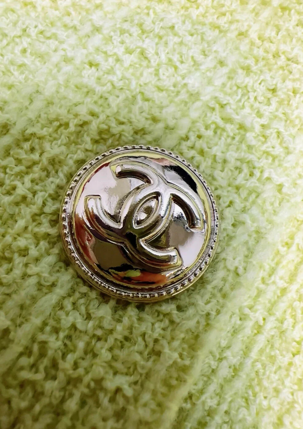 Chanel 20k green tweed jacket - Image 3