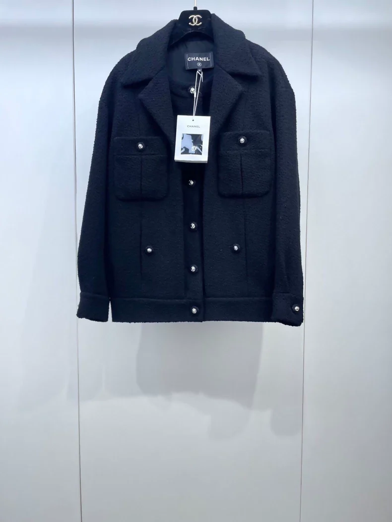 Chanel 24K black wool jacket