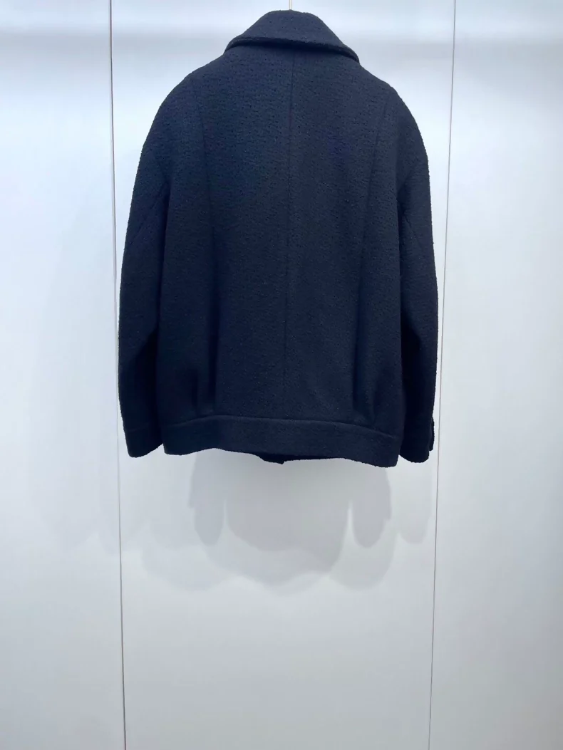 Chanel 24K black wool jacket - Image 2