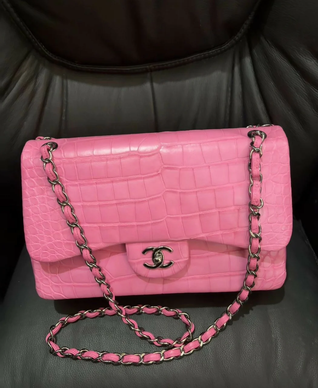 Chanel Jumbo Single Flap – Pink Crocodile-Embossed Leather Series 18 (circa 2013–2014)