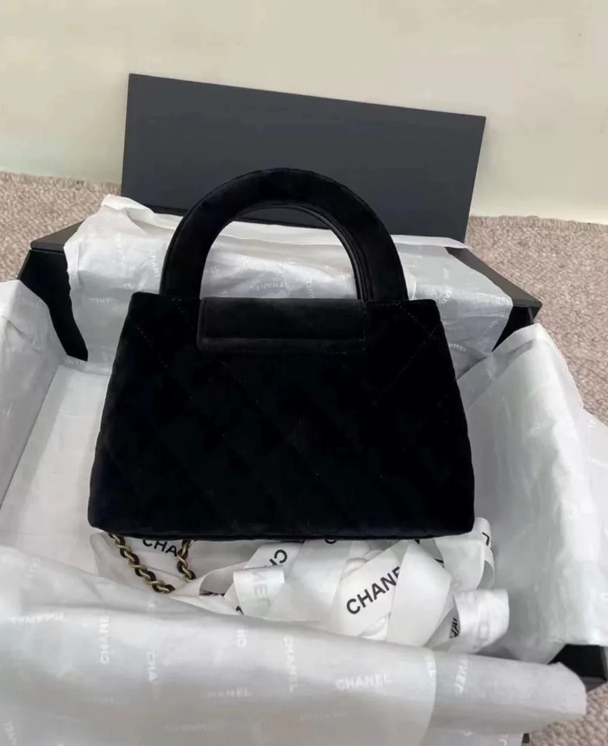 Chanel Kelly Black Velvet brushed gold hardware large size - Image 3