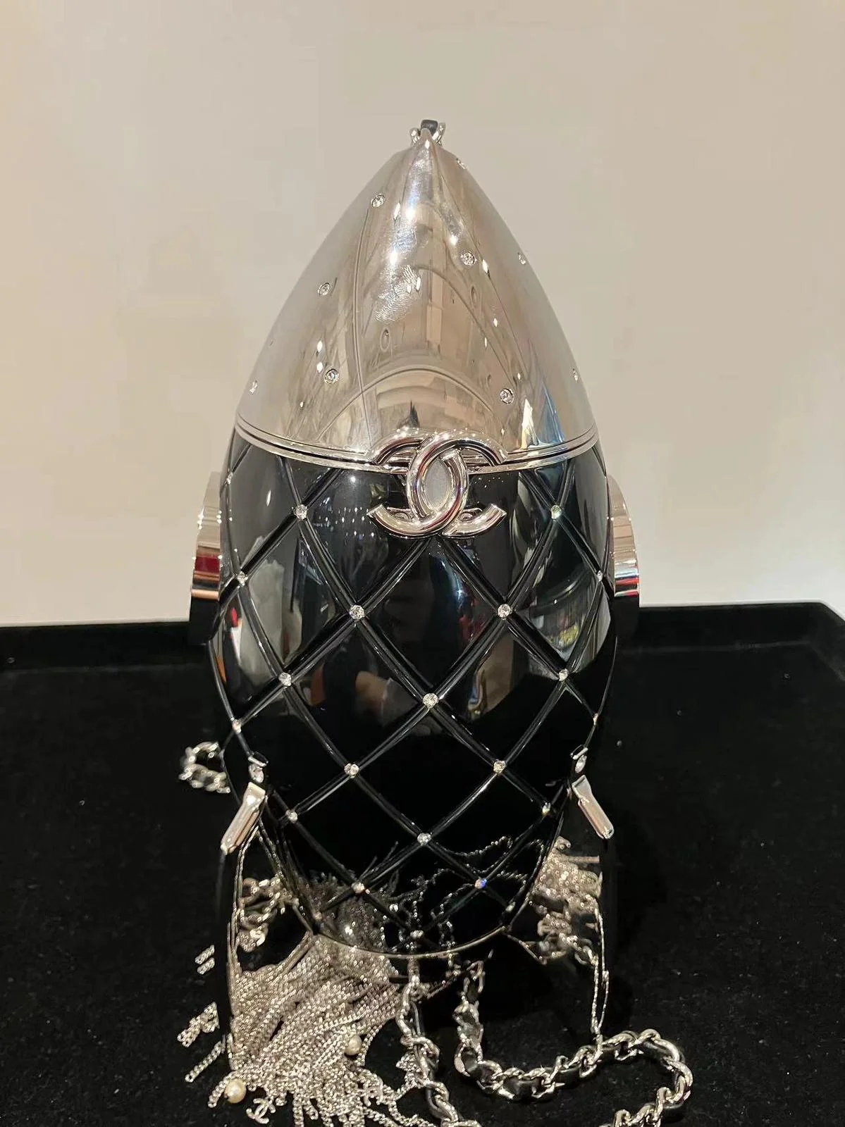 Chanel Limited Edition Plexiglass Crystal Rocket Ship Minaudière Clutch Black 2017 - Image 5
