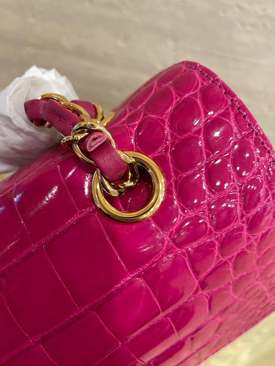 Chanel Medium Pink crocodile Alligator Flap Bag Gold Hardware - Image 25