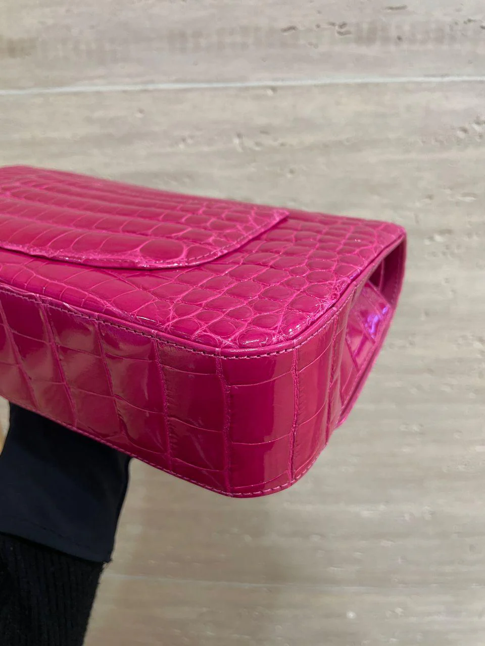 Chanel Medium Pink crocodile Alligator Flap Bag Gold Hardware - Image 28