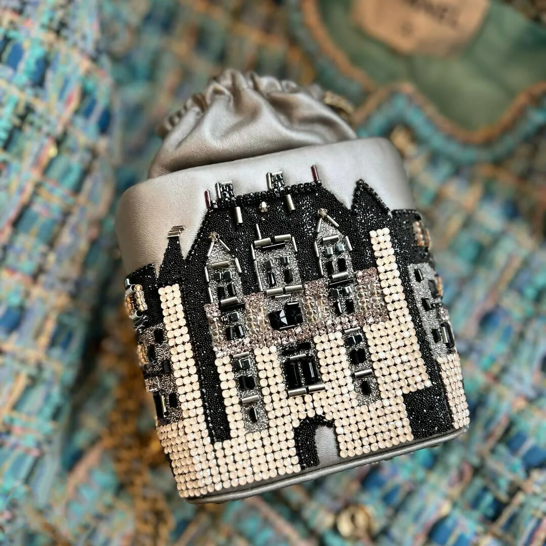 Chanel Métiers d’Art 2021 Château de Chenonceau Embroidered Bucket Bag - Image 3