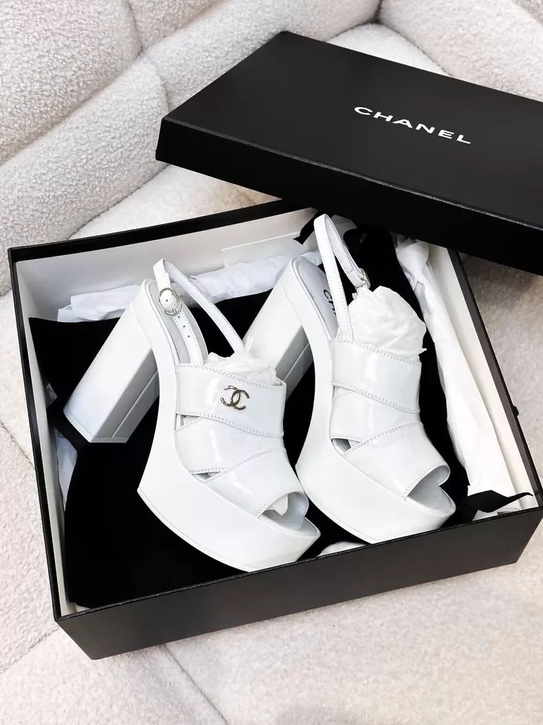 Chanel 23A white patent leather platform pumps