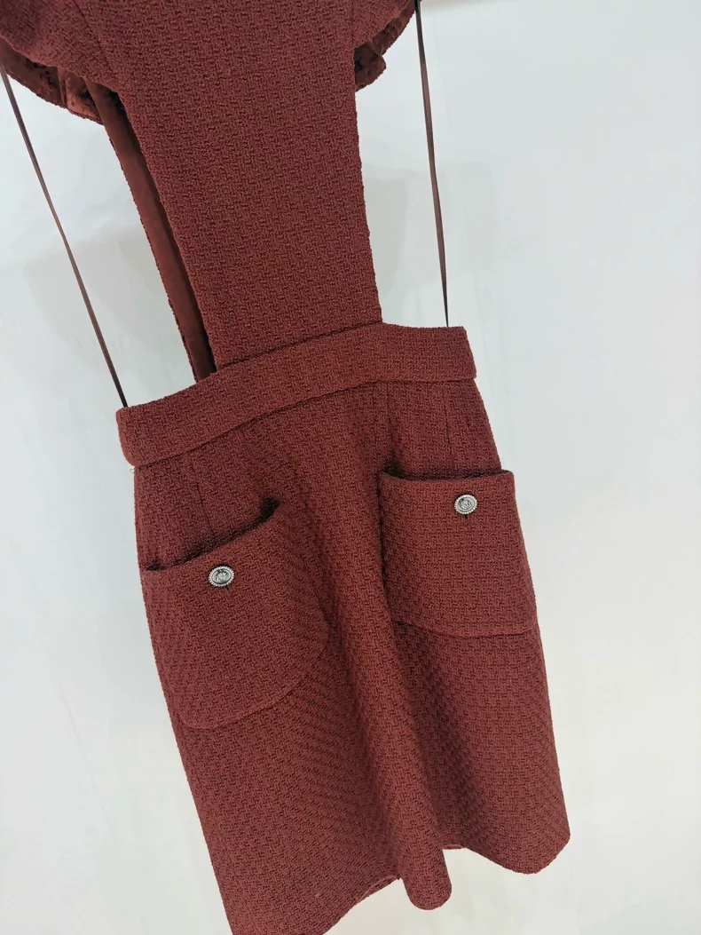 Chanel 24A burgundy tweed dress - Image 2