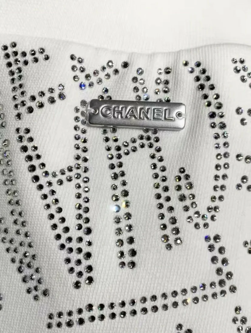 Chanel NWT 21N Coco Niege Swarovski CC White SweatPants Warm Winter Sport Pants FR 34 - Image 4
