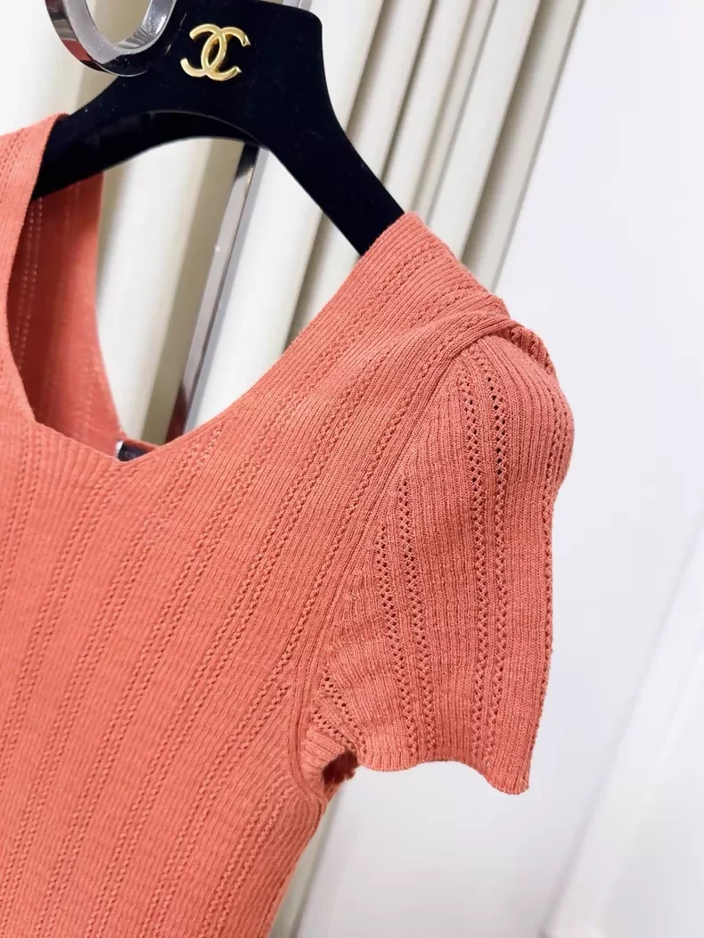 Chanel orange knit top - Image 2