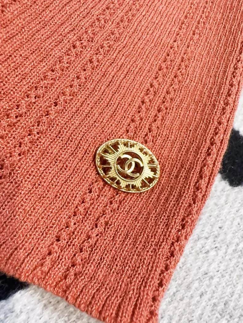 Chanel orange knit top - Image 3