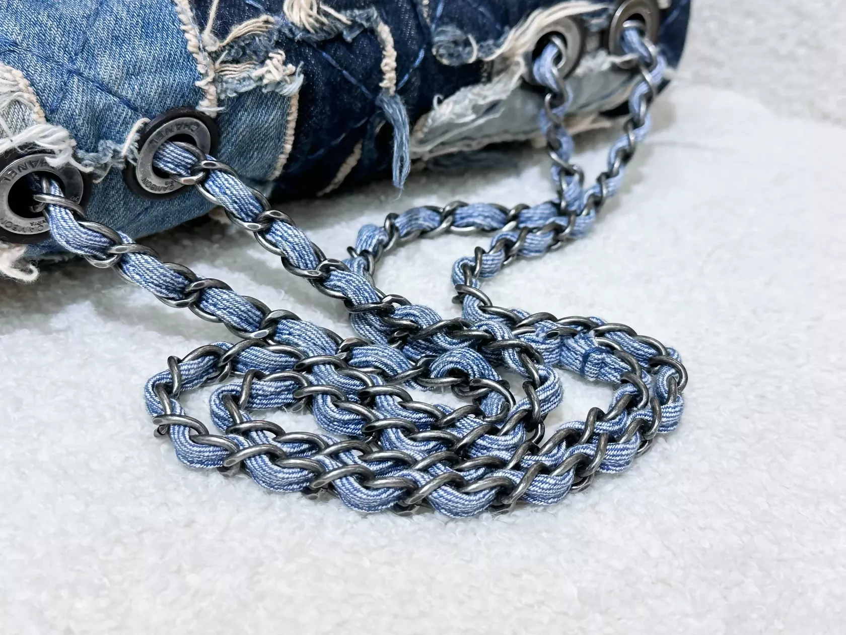 Chanel Paris-Dallas Flap Bag in Blue Patchwork Denim with Aged Silver Hardware (2014) - Image 3