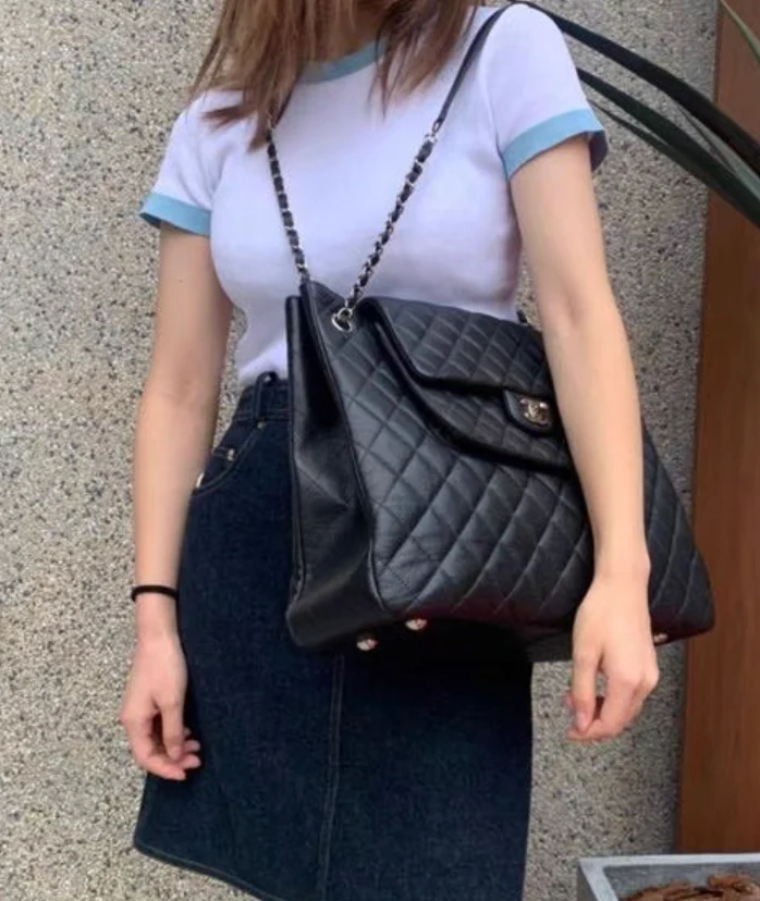Chanel Paris-Edinburgh Black Caviar Flap Tote Bag - Image 9