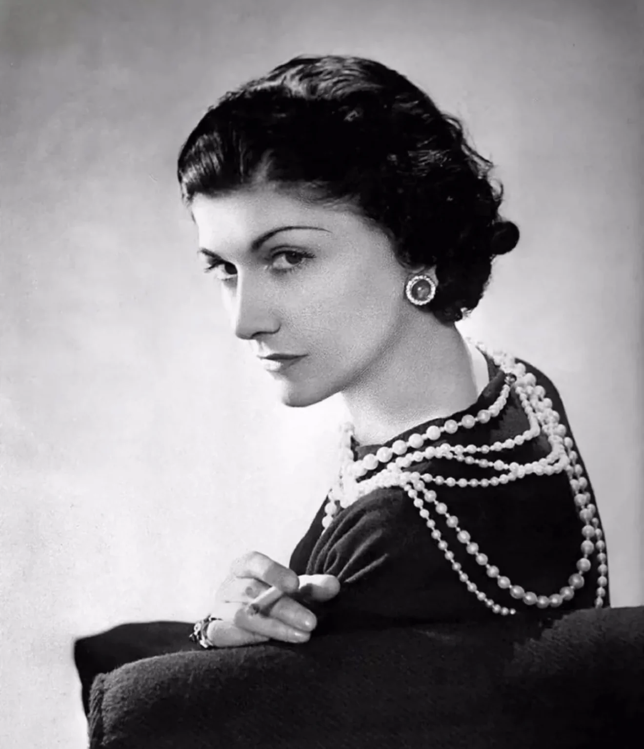 Chanel Perles Sautoir with Akoya Pearls Necklace - Image 7