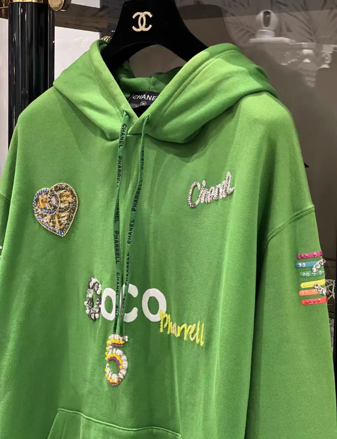 CHANEL Pharrell Williams Green Hoodie Limited Edition Size Large - Image 2