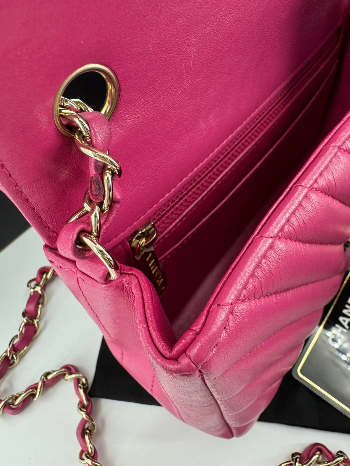 Chanel pink Lambskin Chevron Quilted Medium Double Flap - Image 11