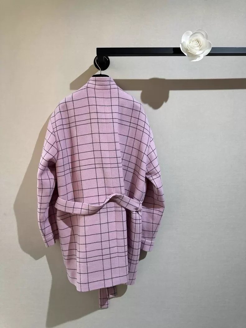 Chanel 24s pink plaid belted coat - Image 3