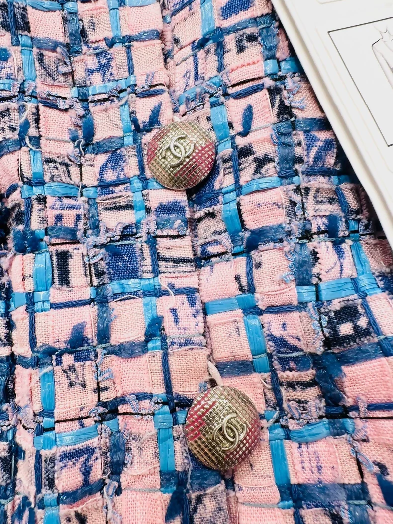 Chanel purple tweed jacket - Image 3