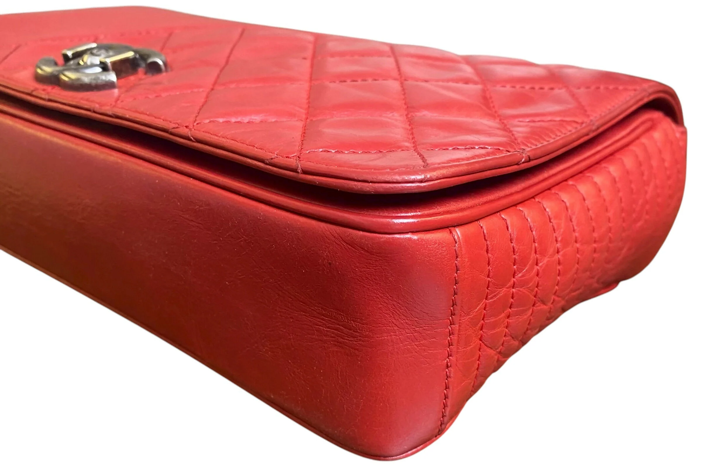 Chanel Red Quilted Glazed Aged Calfskin Leather Medium Coco Boy Flap Bag - Image 6