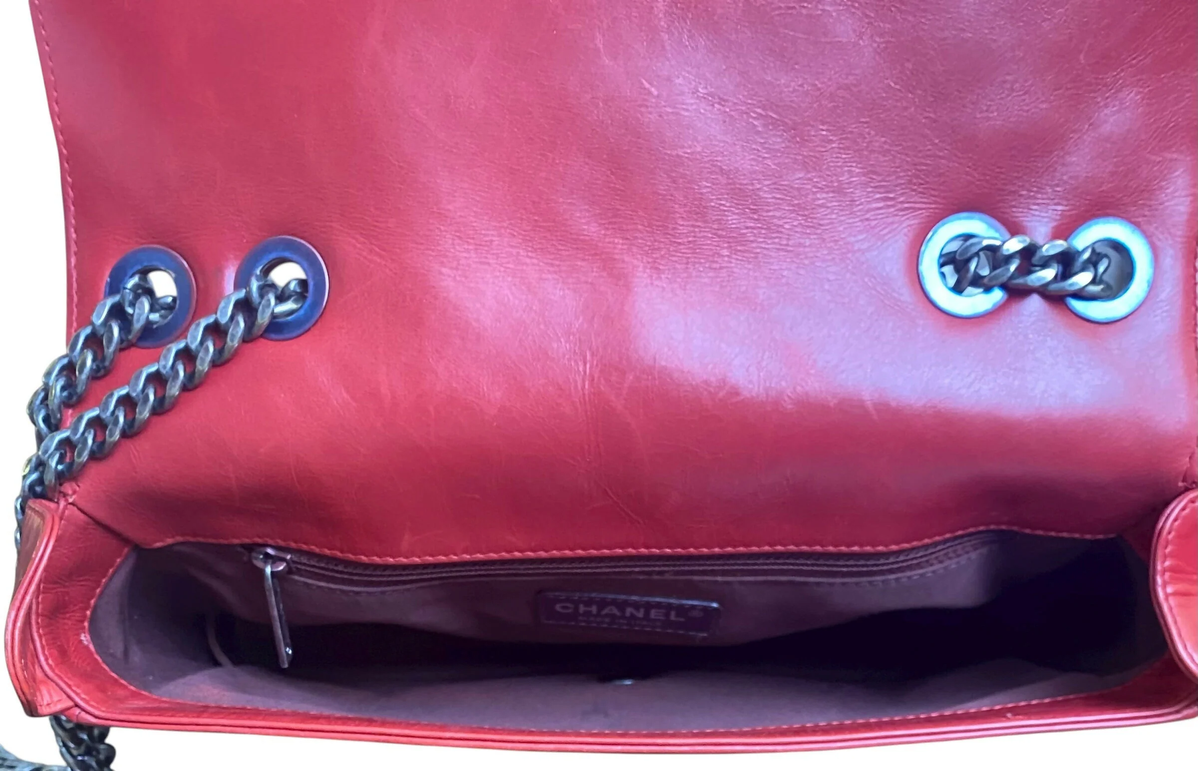 Chanel Red Quilted Glazed Aged Calfskin Leather Medium Coco Boy Flap Bag - Image 8