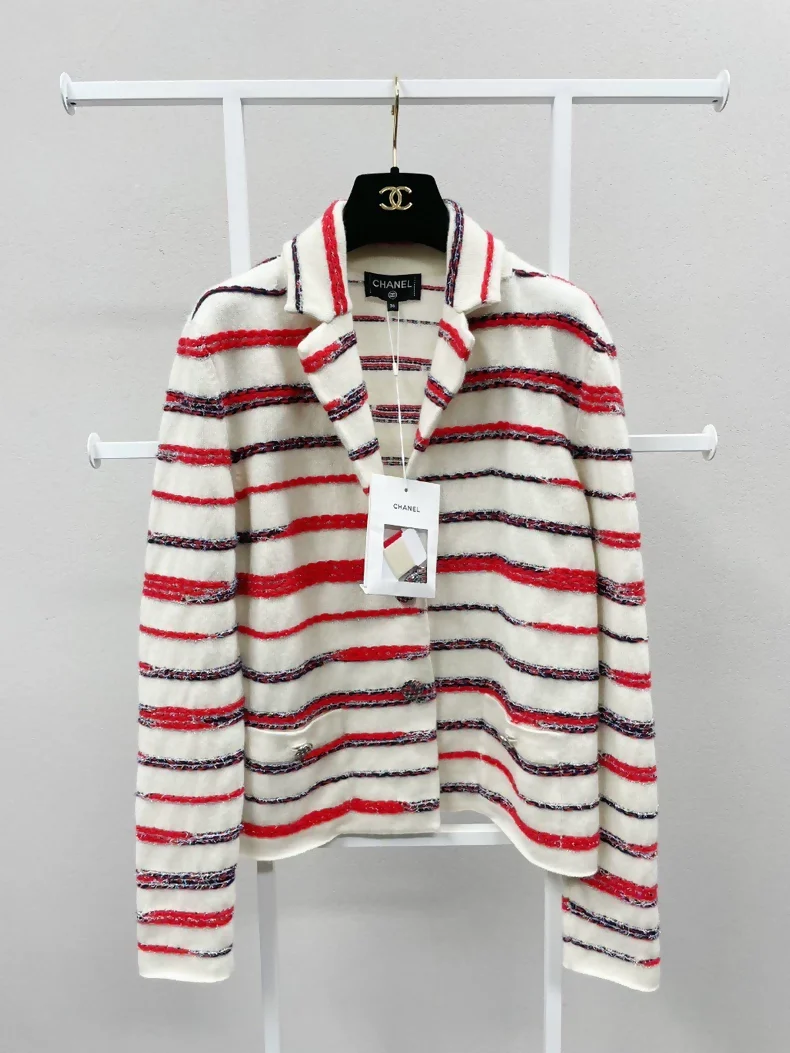 Chanel white & red stripes two pocket jacket
