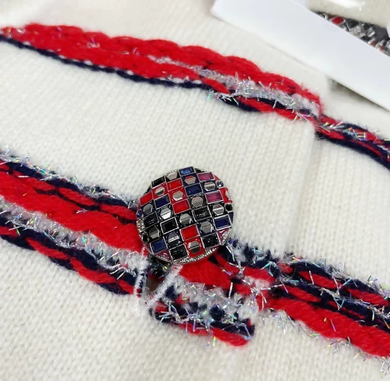 Chanel white & red stripes two pocket jacket - Image 3