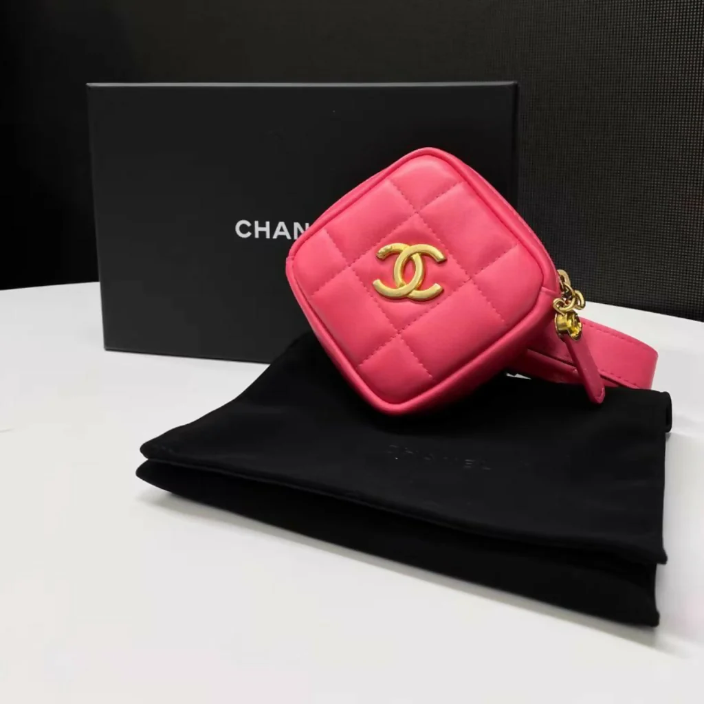 Chanel Rose Pink Quilted Mini Square Bag - Image 3