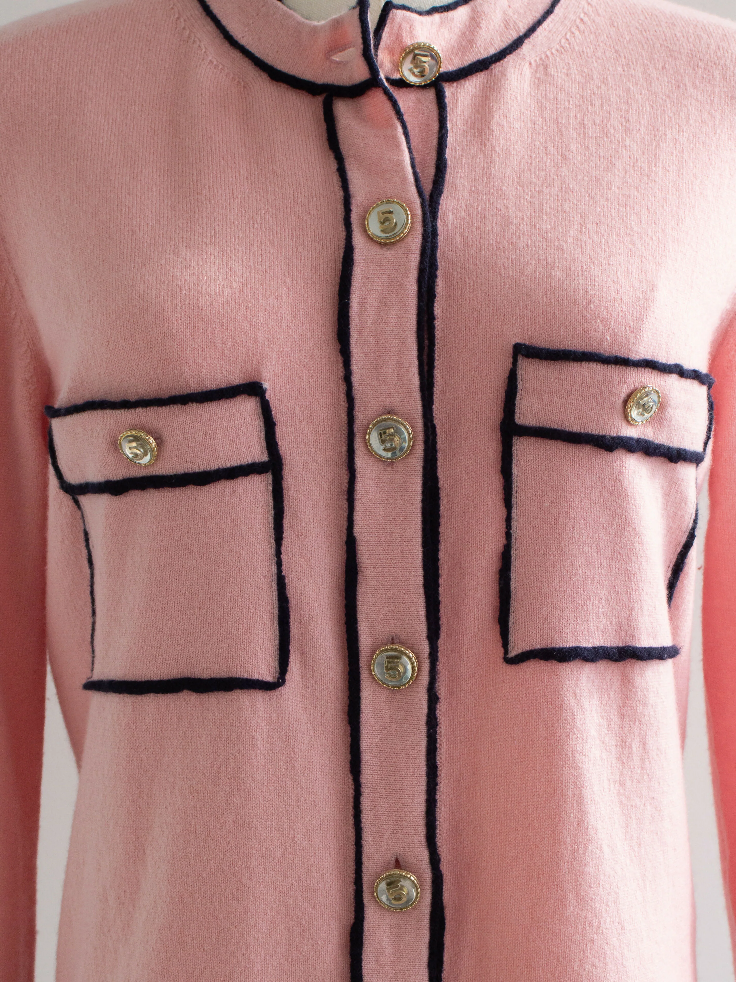 Chanel S/S 2021 Pink Cashmere Navy CC N5 21P 21S Cardigan - Image 5