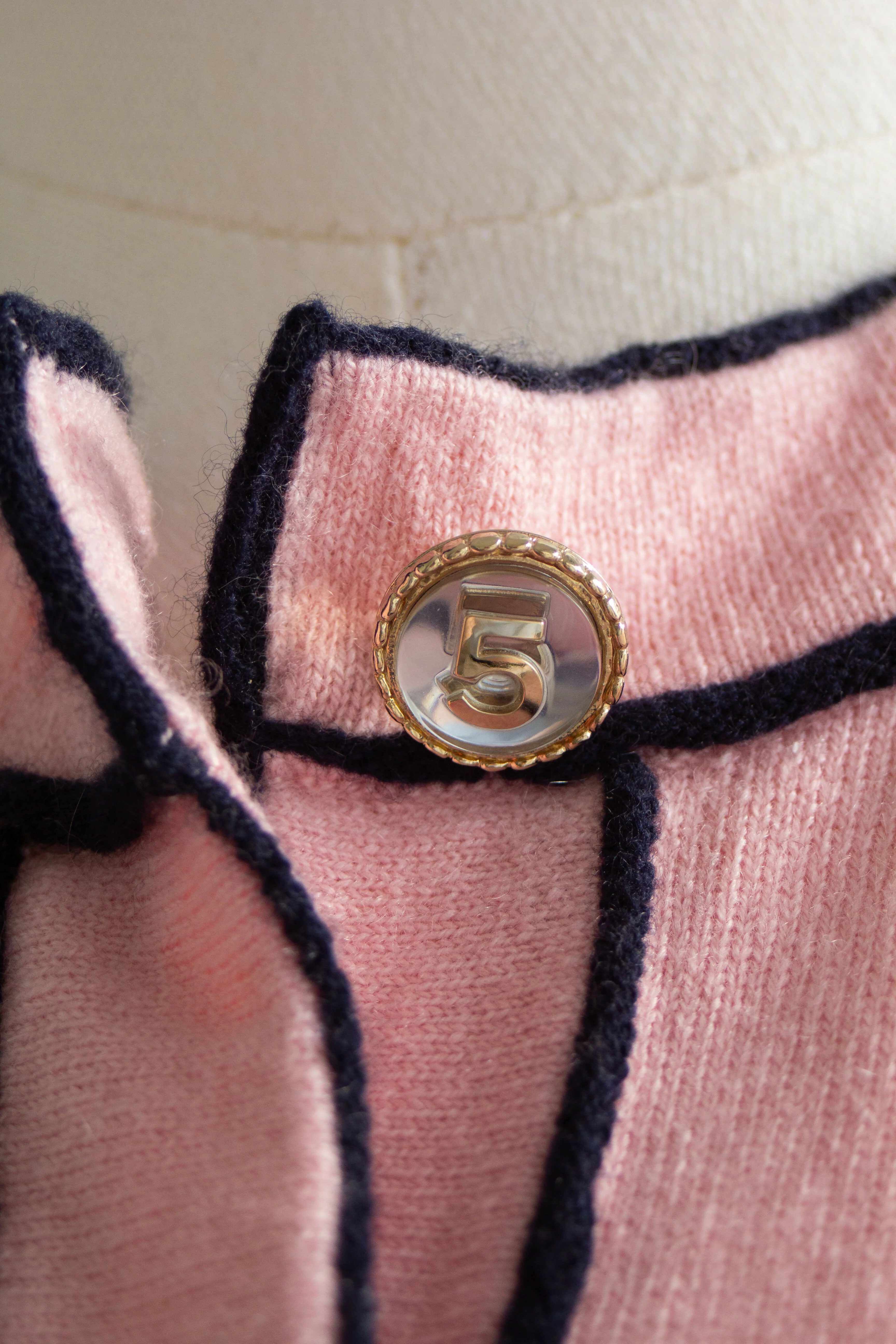 Chanel S/S 2021 Pink Cashmere Navy CC N5 21P 21S Cardigan - Image 6