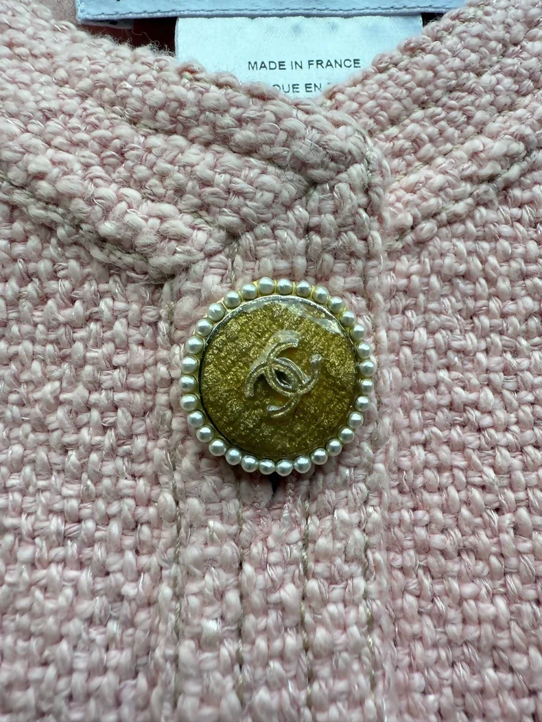 Chanel 16C light pink jacket - Image 3