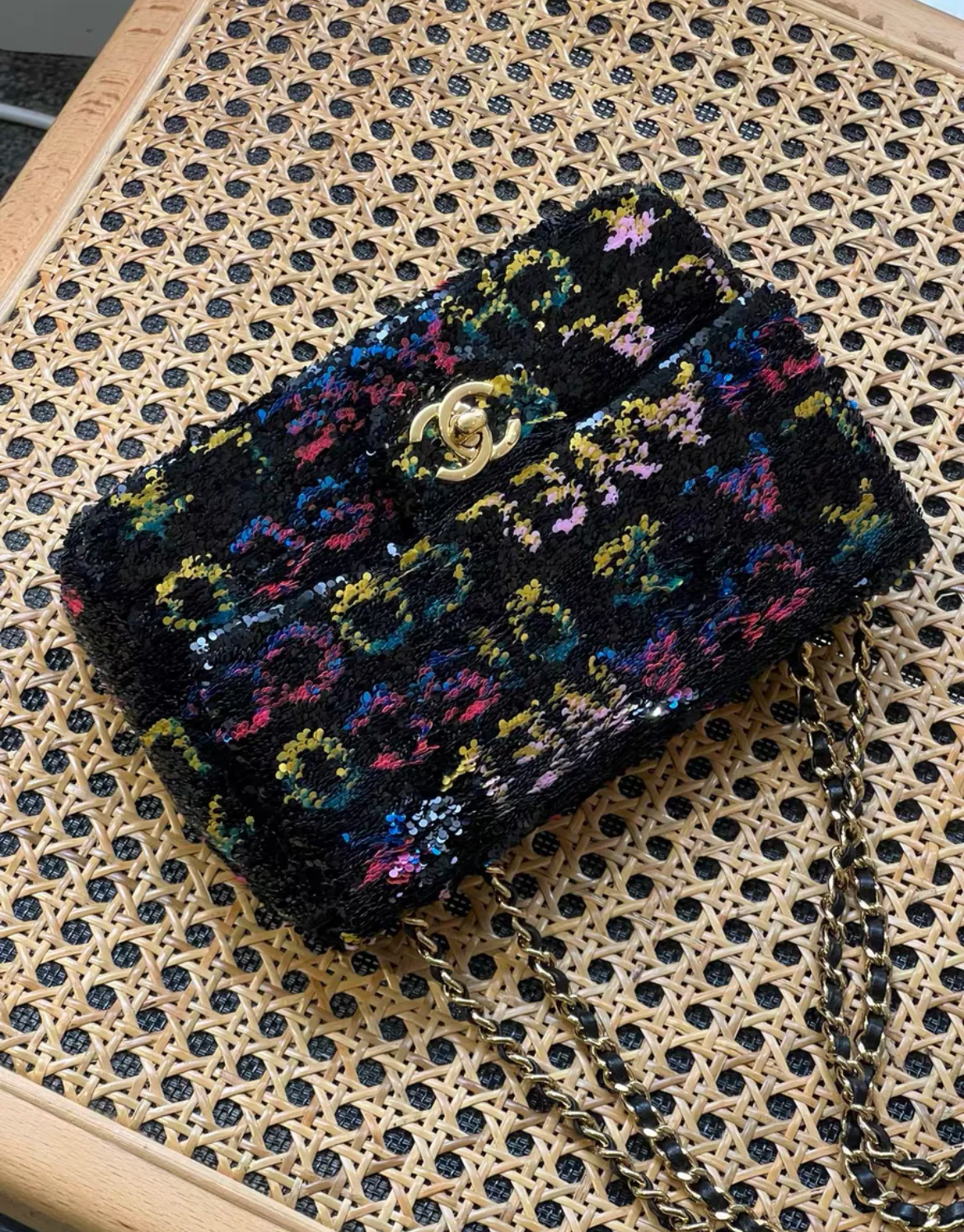 CHANEL Sequin Logo CC Small Single Flap Black Multicolor - Image 2