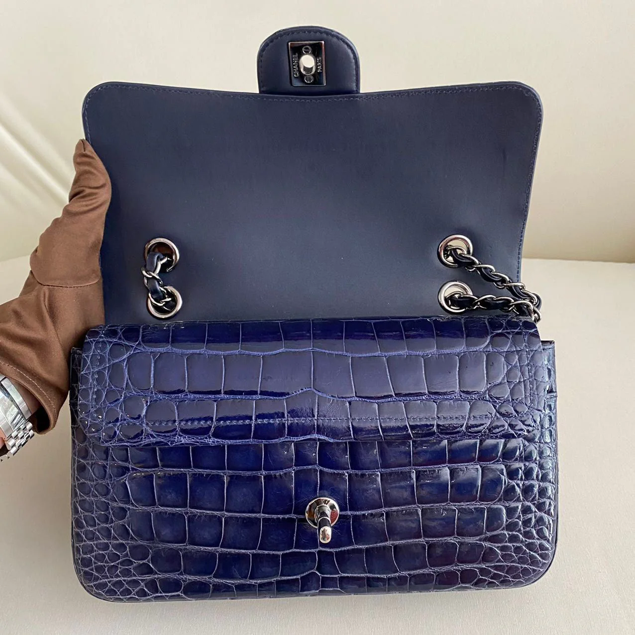 CHANEL SHINY BLUE ALLIGATOR CLASSIC FLAP BAG WITH SILVER HARDWARE - Image 3