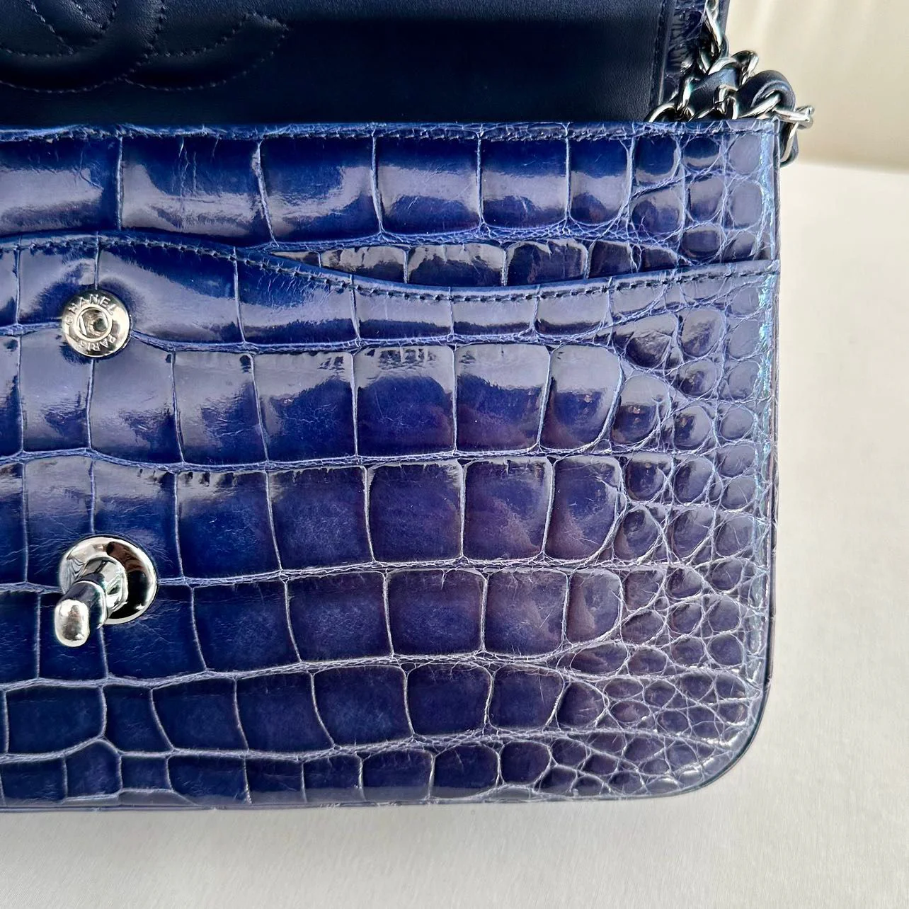 CHANEL SHINY BLUE ALLIGATOR CLASSIC FLAP BAG WITH SILVER HARDWARE - Image 5