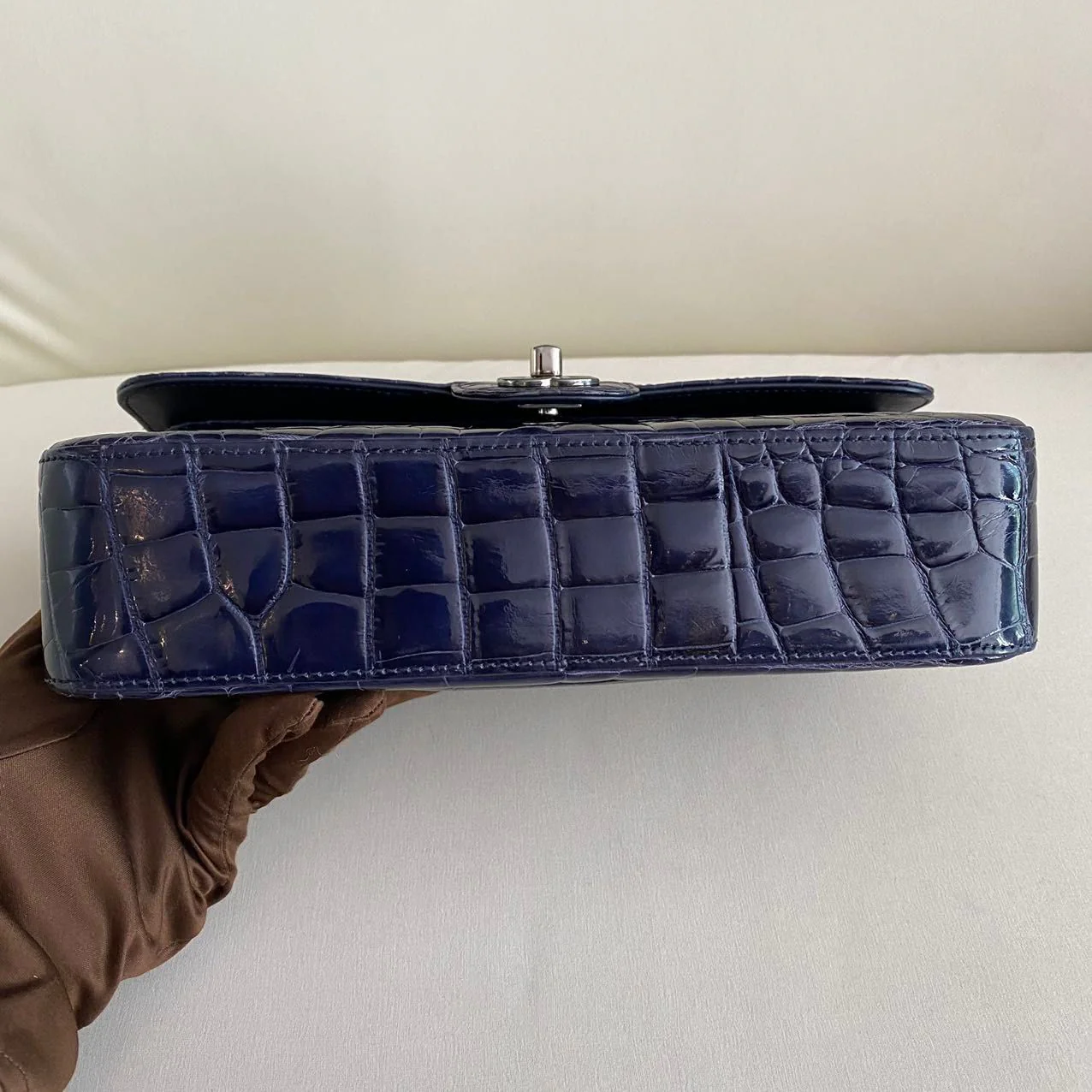CHANEL SHINY BLUE ALLIGATOR CLASSIC FLAP BAG WITH SILVER HARDWARE - Image 7