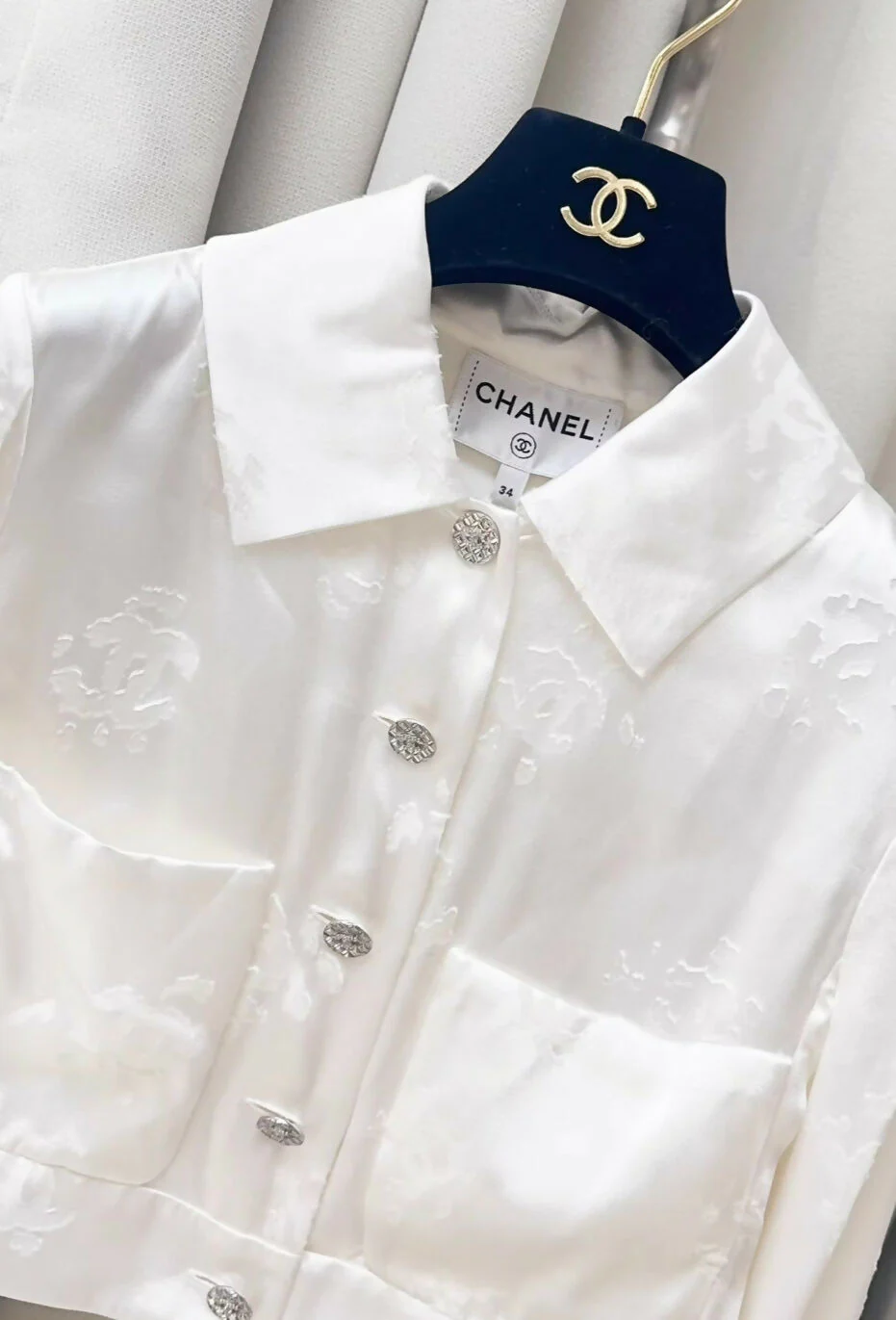 Chanel 22A white ecru silk jacket - Image 2