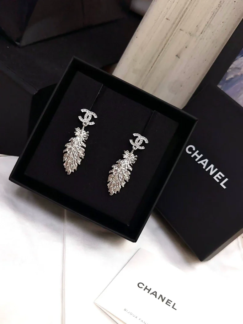 Chanel 25SS Silver and Diamond Double C Earrings - Image 2