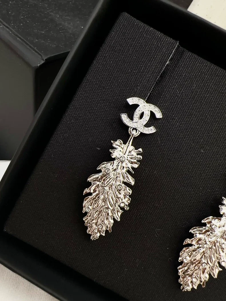 Chanel 25SS Silver and Diamond Double C Earrings - Image 3