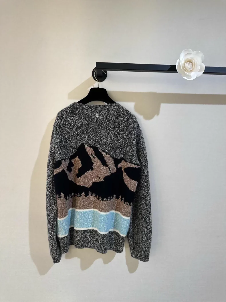 Chanel 24N Snow Mountain Sweater - Image 3