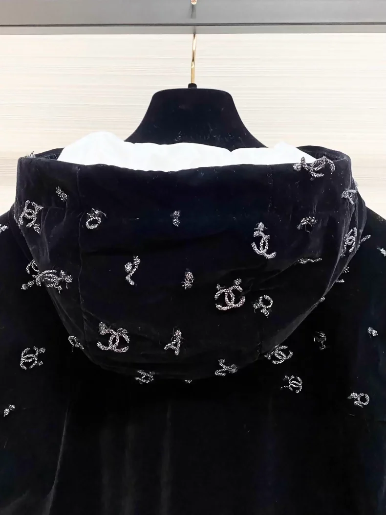 Chanel ski collection, velvet embroidered logo hooded down jacket - Image 3