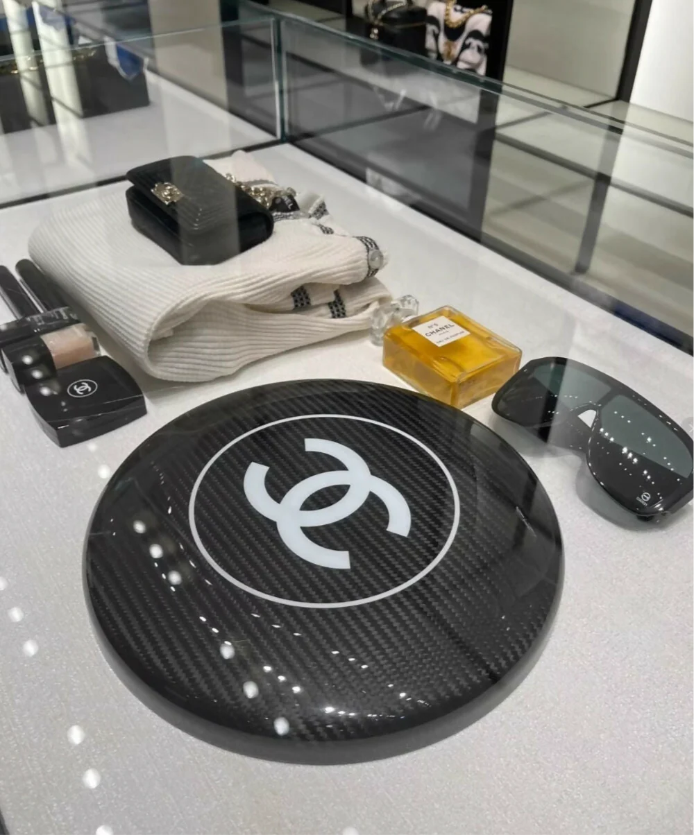 Chanel black frisbee - Image 3