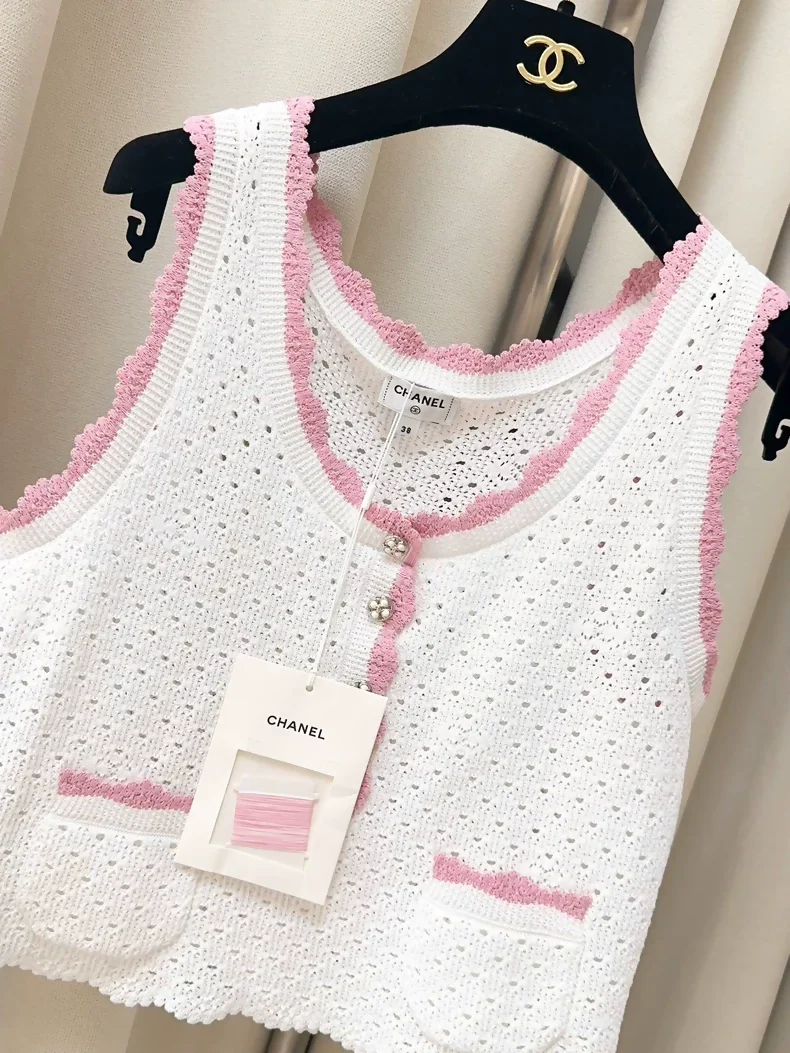 Chanel 24P Pink and White Knitted top - Image 2